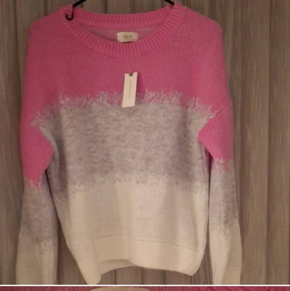 Anthropologie Women's Pink and White Sweater - Picture 3 of 4
